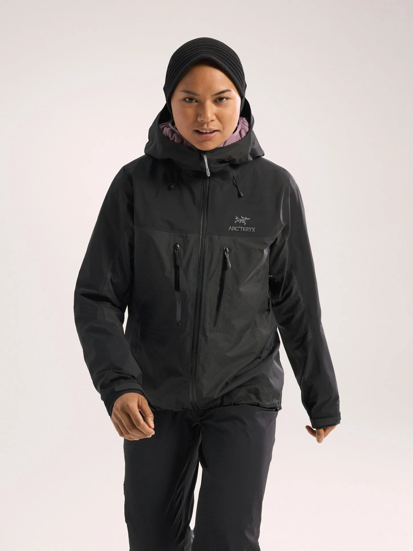 Arcteryx Alpha Jacket - Women's | Versatile, Lightweight Waterproof Jacket for Extreme Alpine Conditions