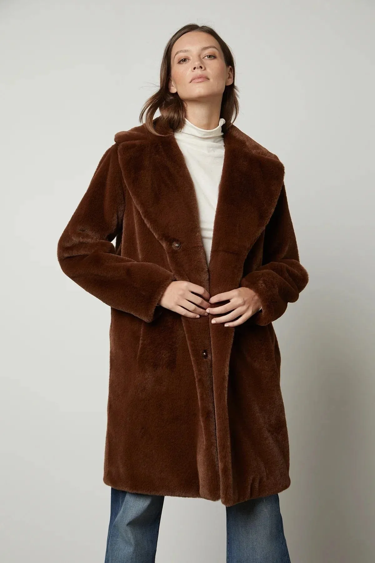 Evalyn Coat in brown