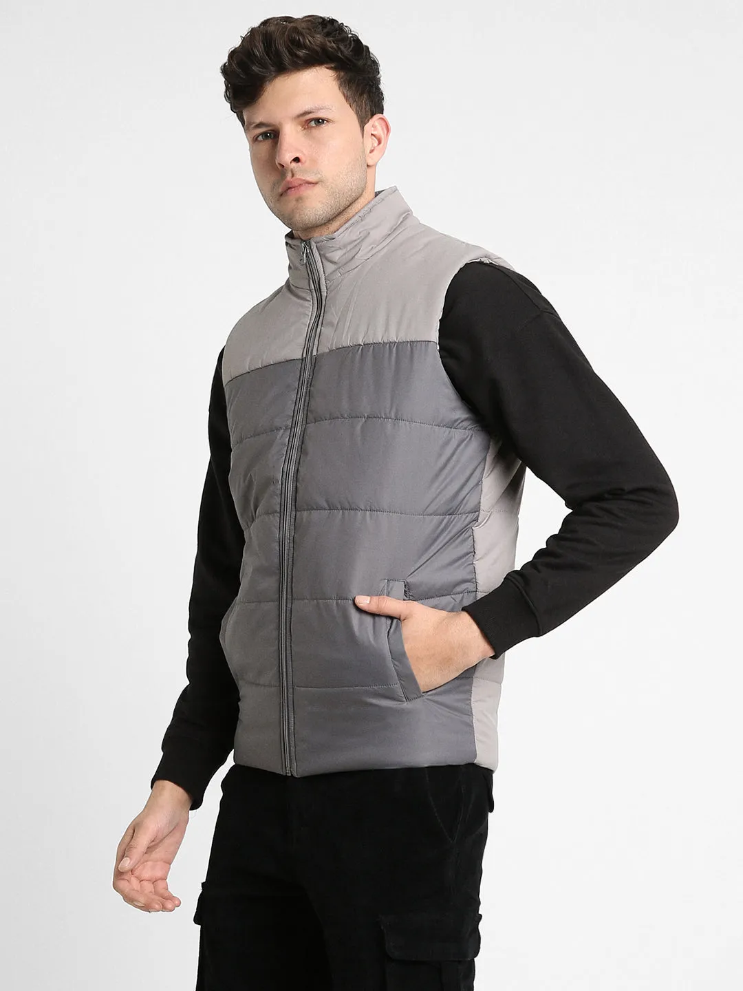 Men's Light Grey Colourblocked Mock Neck Sleeveless Gilet Jacket