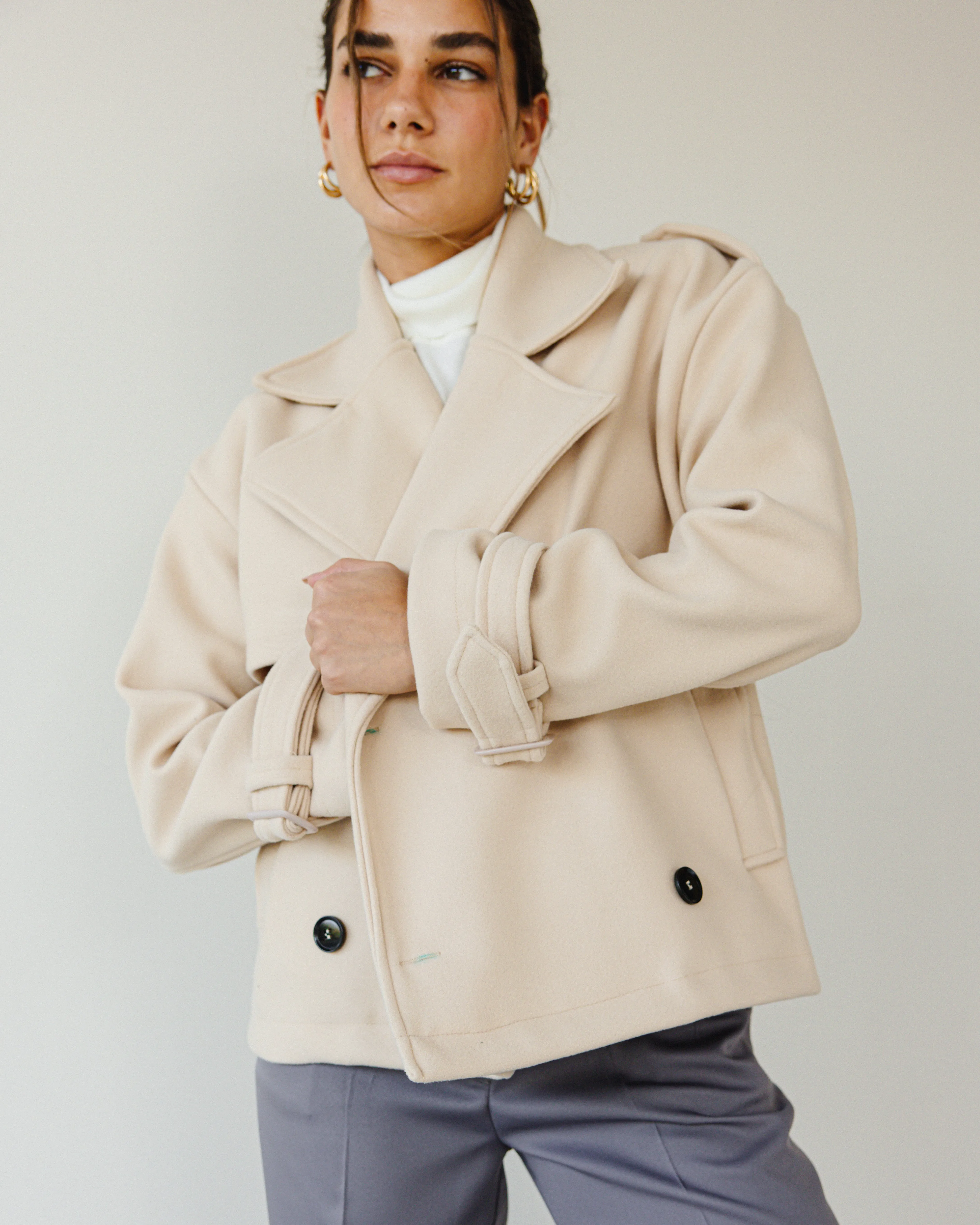 SHORT SOFT TRENCH COAT CREAM