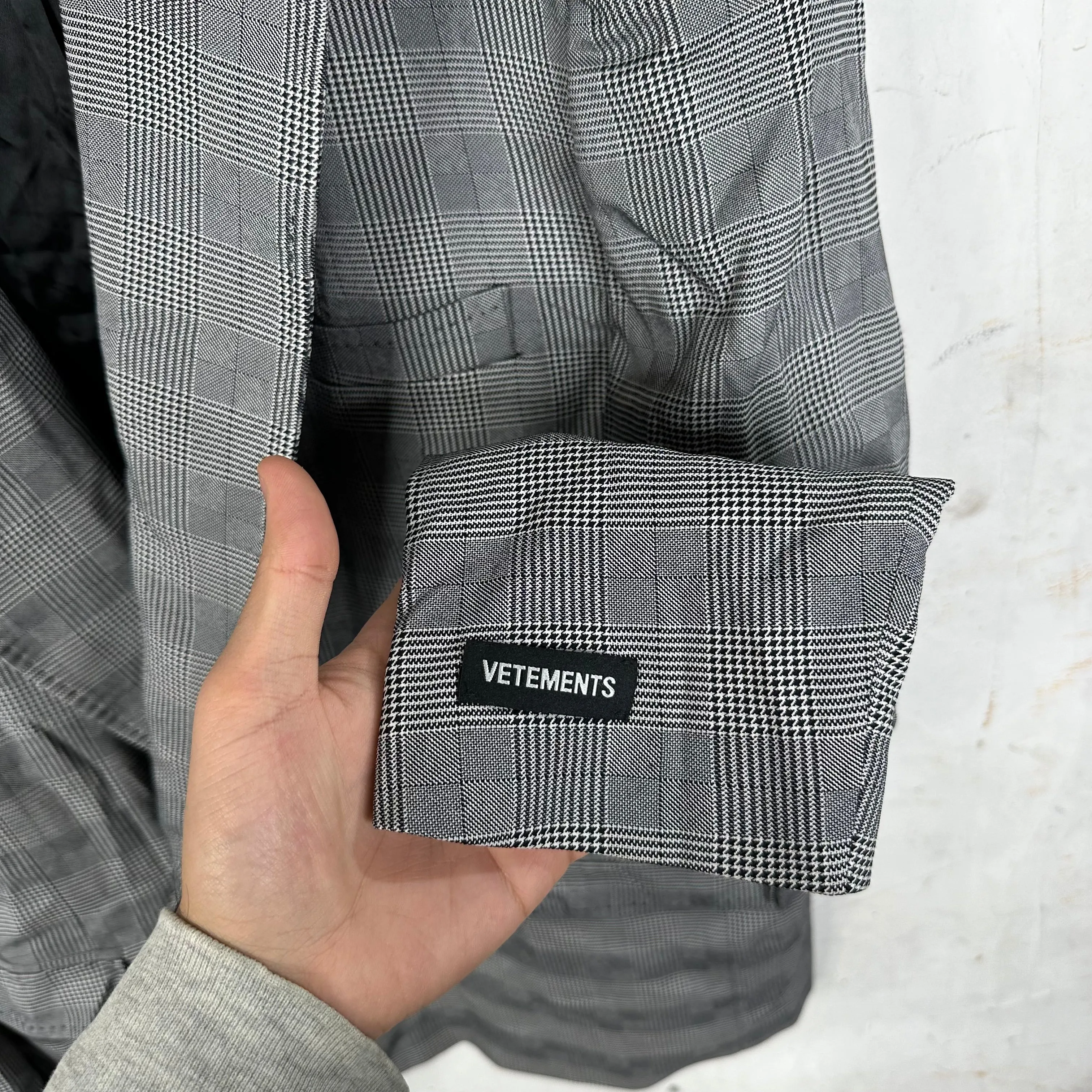 Vetements Grid Padded Shoulder Blazer